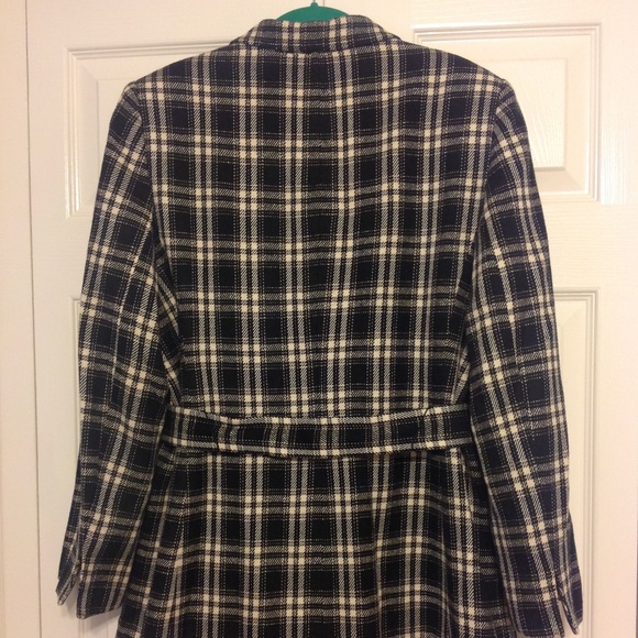 LeSuit Pants Suit (Pants & Jacket) - Picture 2 of 7